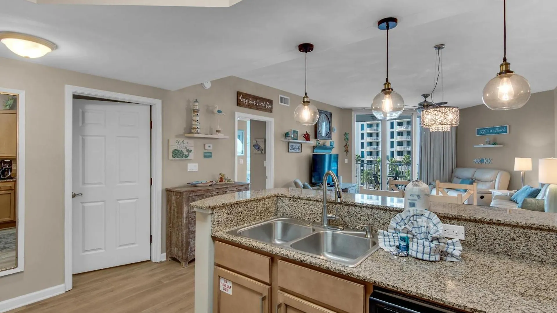 Palms Resort #1503 Jr. 2Br Destin Apartment