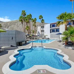 https://the-dunes.palm-springs-ca-hotels.com